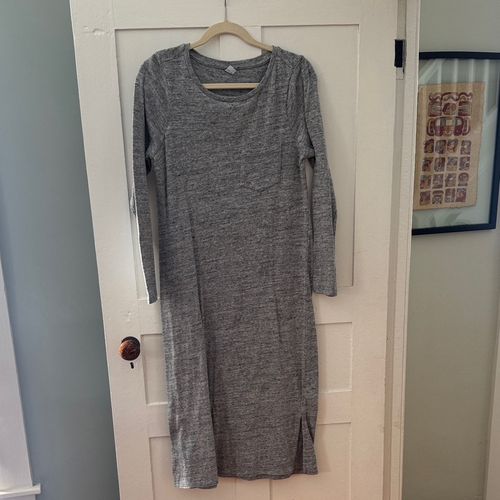 Old Navy Heather Gray Long Sleeve Dress